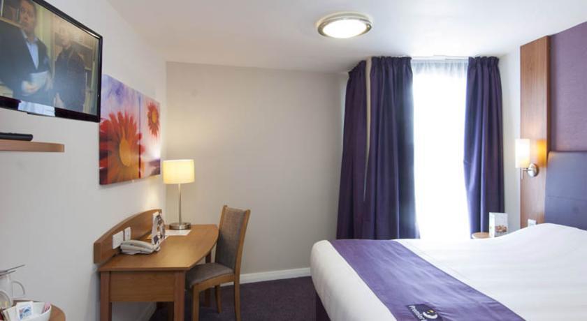 Premier Inn Ютоксетер Номер фото