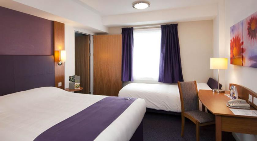 Premier Inn Ютоксетер Номер фото