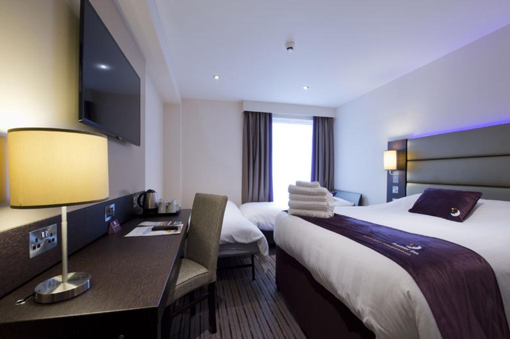 Premier Inn Ютоксетер Екстер'єр фото