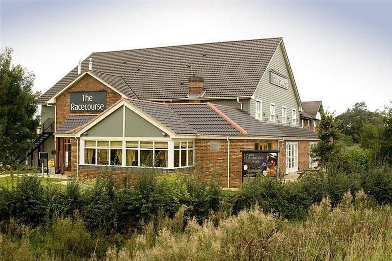 Premier Inn Ютоксетер Екстер'єр фото